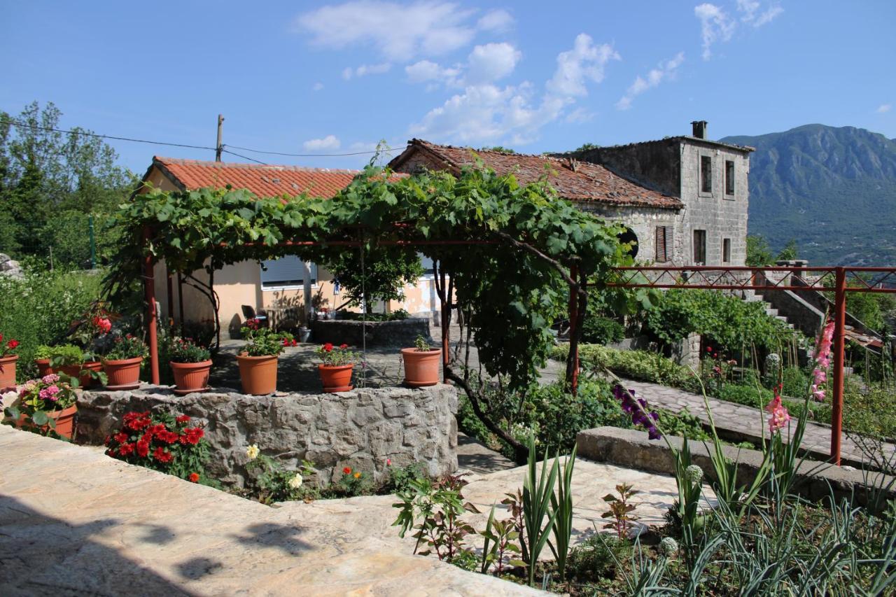 Holiday Home Gazevic Virpazar Buitenkant foto