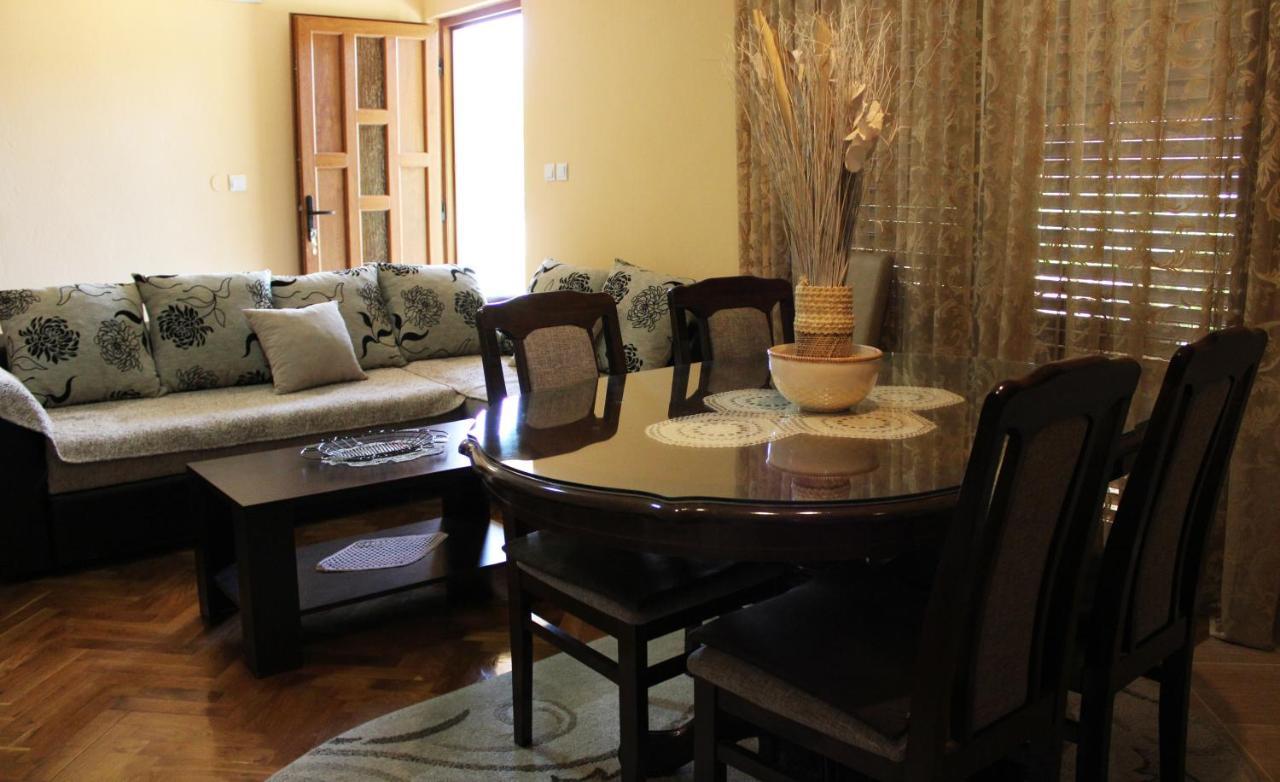 Holiday Home Gazevic Virpazar Buitenkant foto